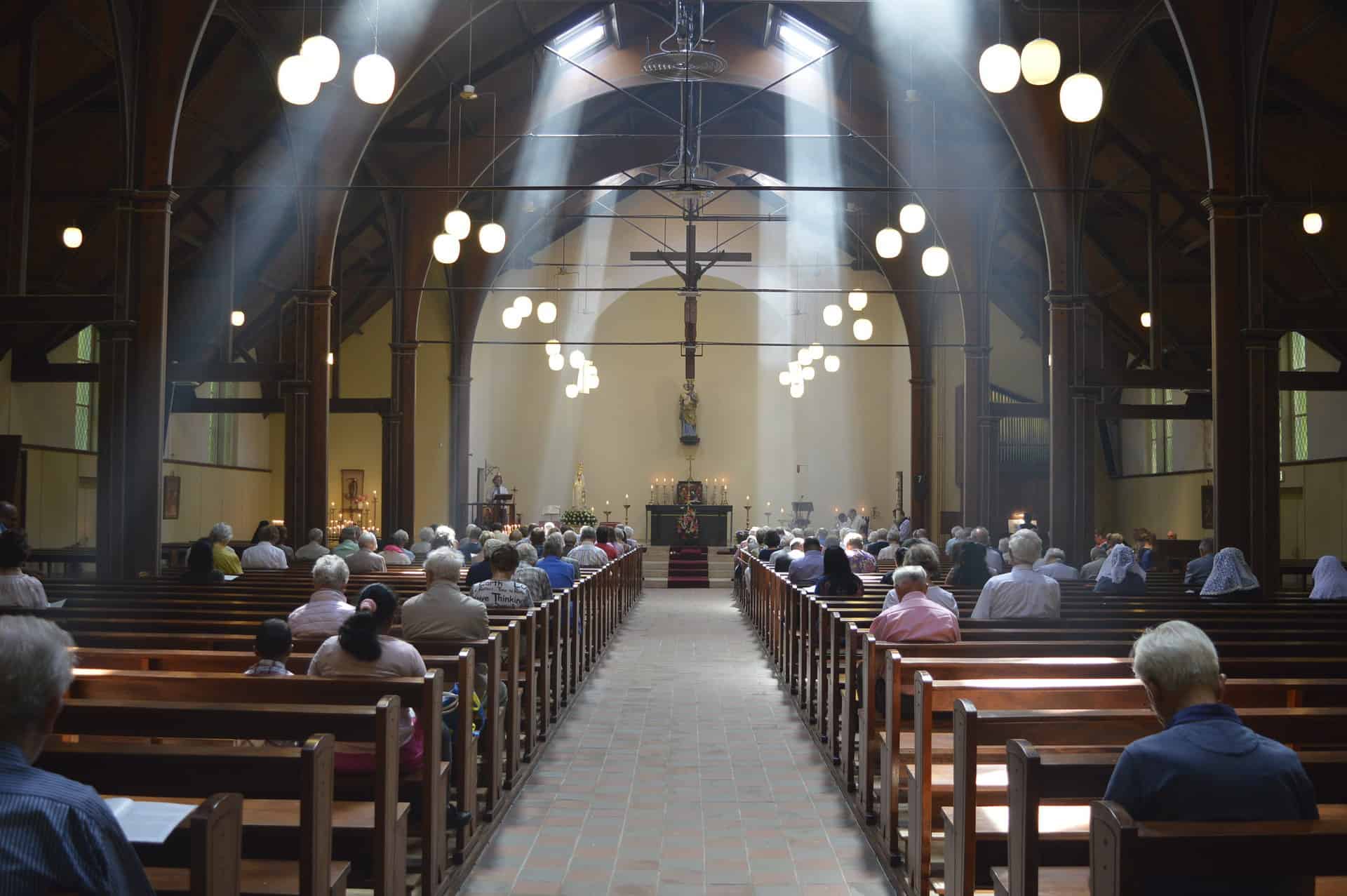 Vieringen in het heiligdom Onze Lieve Vrouw ter Nood Heiloo