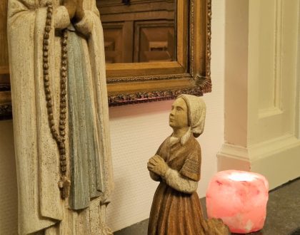 Maria, onze lieve vrouw van Lourdes en Heiloo