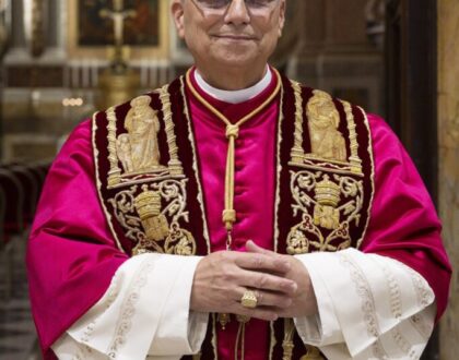 Oproep van de Paus om te bidden voor vrede in de wereld